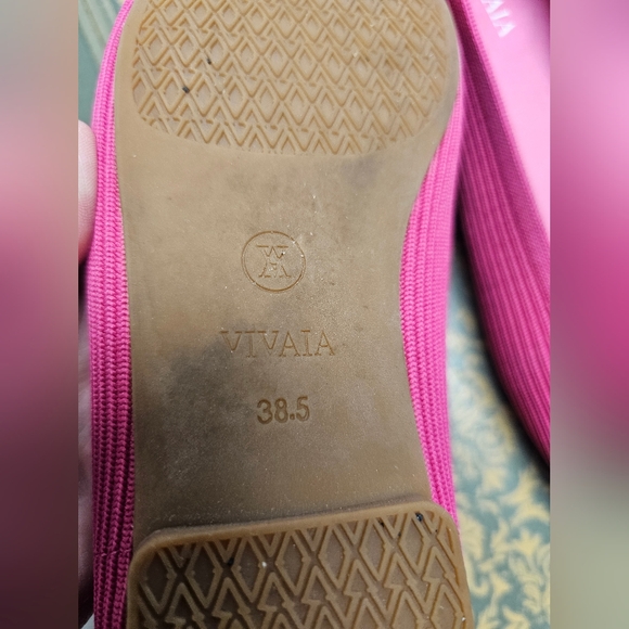 Vivaia Margot Walker square-toe V-cut flats in a pink (pitaya) 38.5 Size 8 - Picture 4 of 4